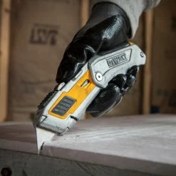 Best Pirce ⌛ DeWalt Premium Folding Utility Knife ⌛ -Patio Garden Garage Sales unnamed file 1103
