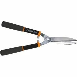 New 👏 Fiskars 20 In. Power Lever Hedge Shears 🤩