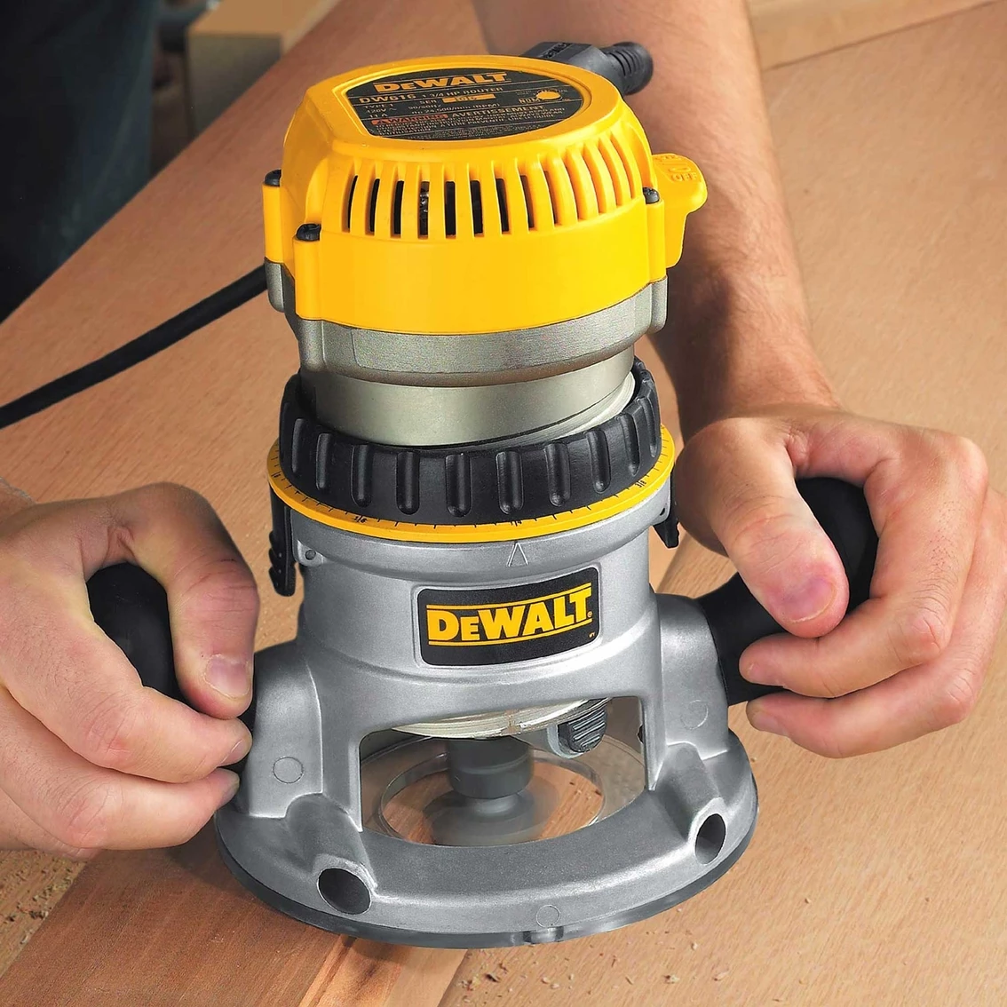 Deals 🔥 DeWalt 2-1/4 HP (maximum Motor HP) EVS Fixed Base Router With Soft Start 😉 4 Deals 🔥 DeWalt 2-1/4 HP (maximum Motor HP) EVS Fixed Base Router With Soft Start 😉 - Image 2