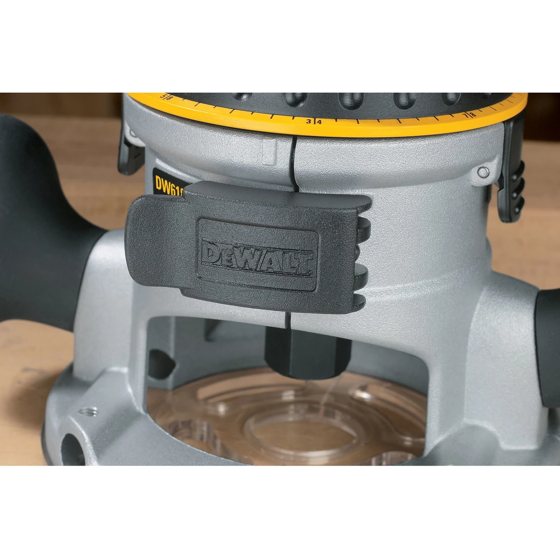 Deals 🔥 DeWalt 2-1/4 HP (maximum Motor HP) EVS Fixed Base Router With Soft Start 😉 9 Deals 🔥 DeWalt 2-1/4 HP (maximum Motor HP) EVS Fixed Base Router With Soft Start 😉 - Image 7
